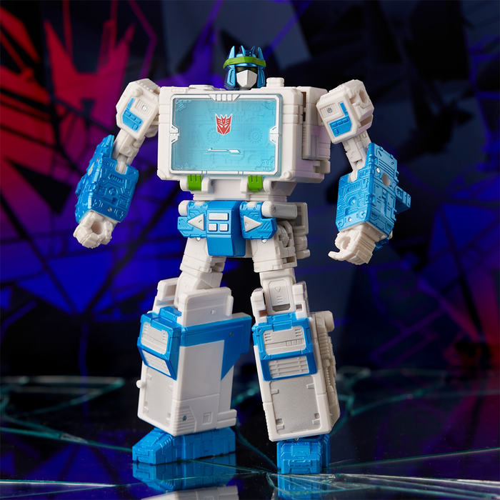 Transformers Generations Shattered Glass Collection Shattered Glass Soundwave Action Figure Exclusive