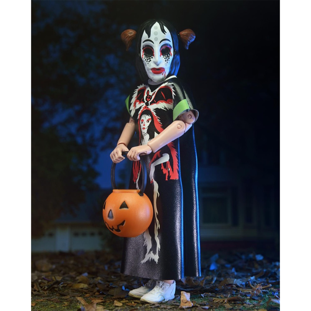 Ben Cooper Costume Kids Series 2 Vampire Girl 6-Inch Scale Clothed