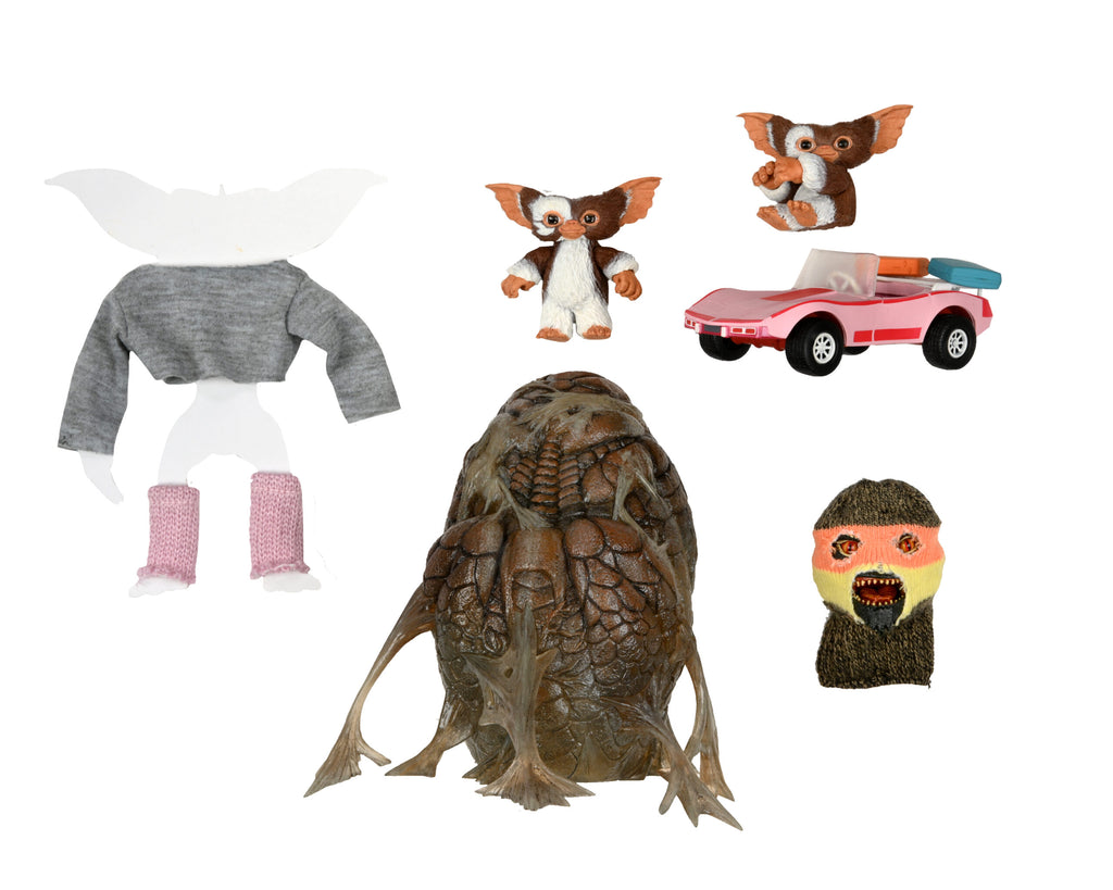 Gremlins 6 Gizmo Gift Pack includes Carrier and Gizmo 