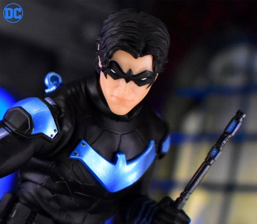 Mezco One:12 Collective Nightwing Figure
