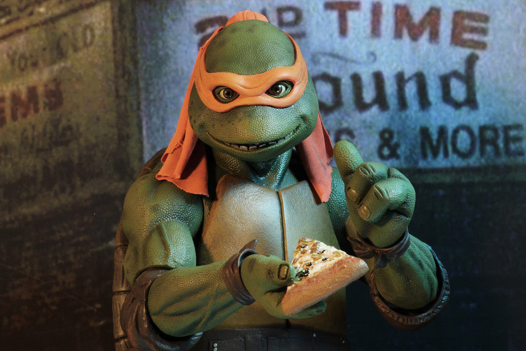 Teenage Mutant Ninja Turtles (1990 Movie) 1/4th Scale Michelangelo Action Figure