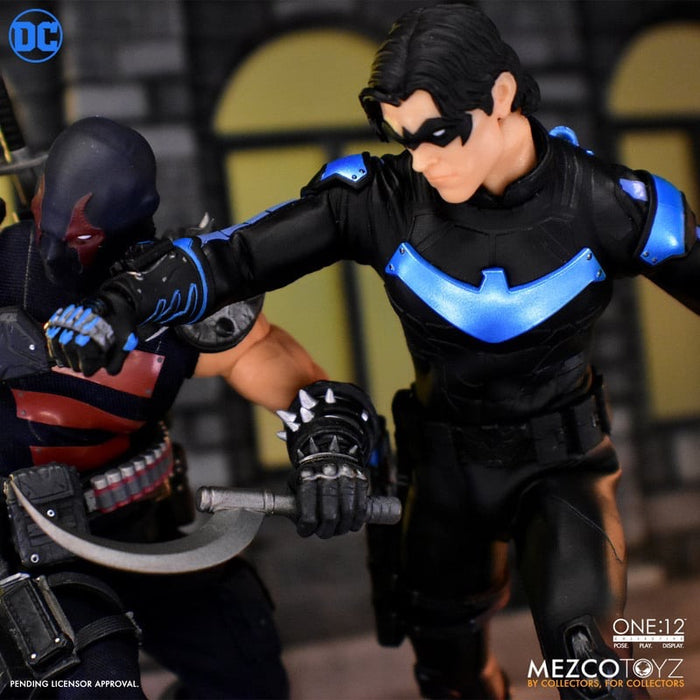 Mezco One:12 Collective Nightwing Figure