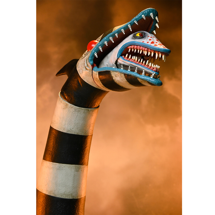 Beetlejuice Beetlejuice - Ultimate Matador Beetlejuice & Sandworm 7-Inch Scale Action Figure 2-Pack