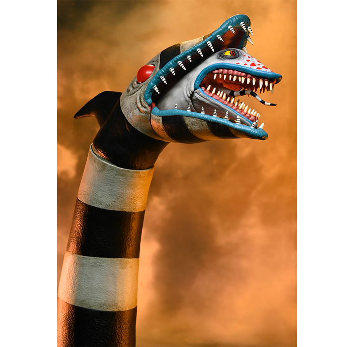 Beetlejuice Beetlejuice - Ultimate Matador Beetlejuice & Sandworm 7-Inch Scale Action Figure 2-Pack