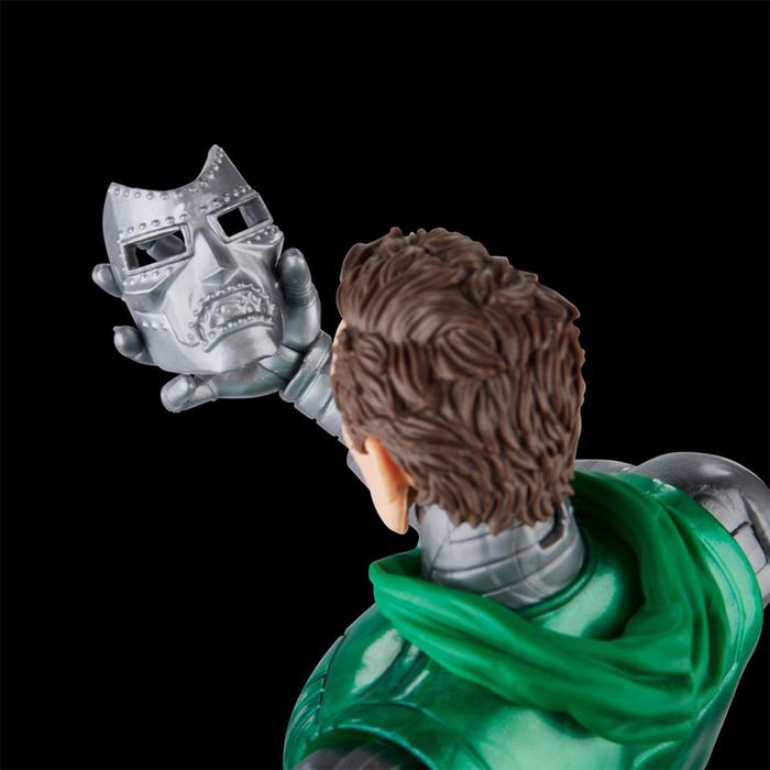 Marvel Legends Series Captain Marvel vs. Doctor Doom Action Figure 2-Pack