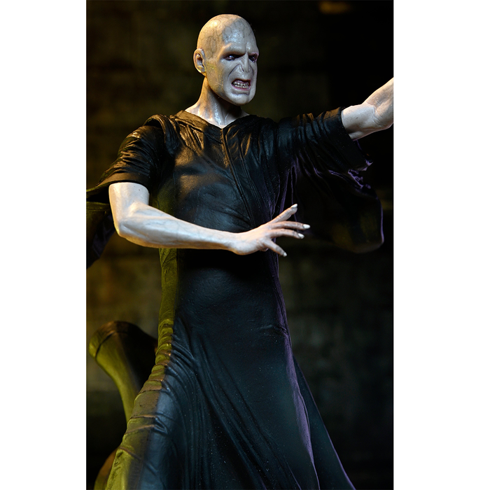 Harry Potter Legacy Collection - Lord Voldemort 7-Inch Scale Action Figure