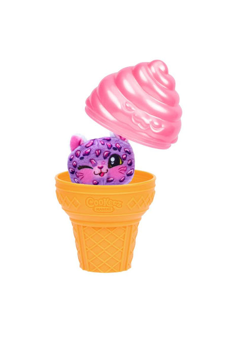 Cookeez Makery™ Yum Yumz Mystery Scented Plush Single Pack