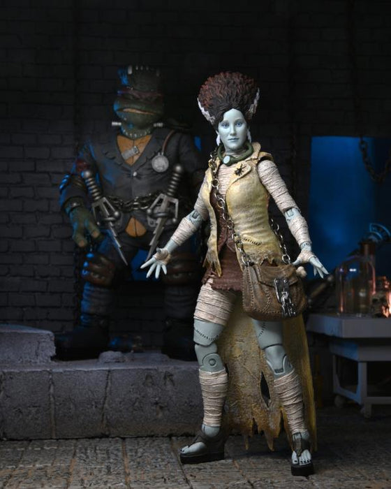 Universal Monsters x Teenage Mutant Ninja Turtles Ultimate April O'Neil as The Bride Of Frankenstein Action Figure