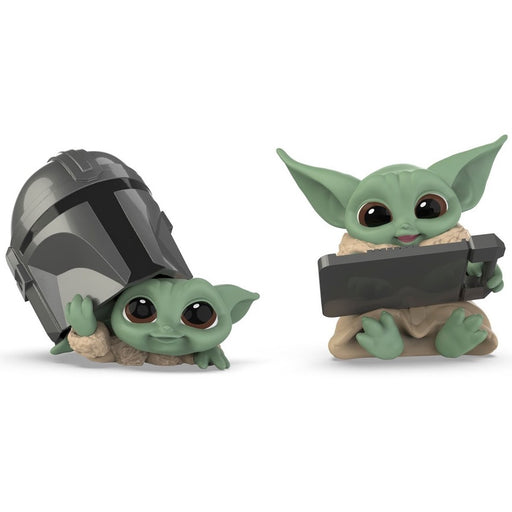Star Wars The Mandalorian Baby Bounties Helmet Peeking and Datapad Tablet Mini-Figures