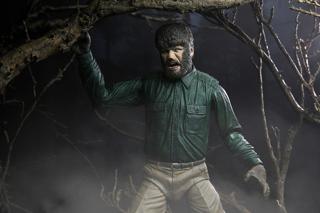 Universal Monsters – Ultimate Wolf Man 7-Inch Scale Action Figure