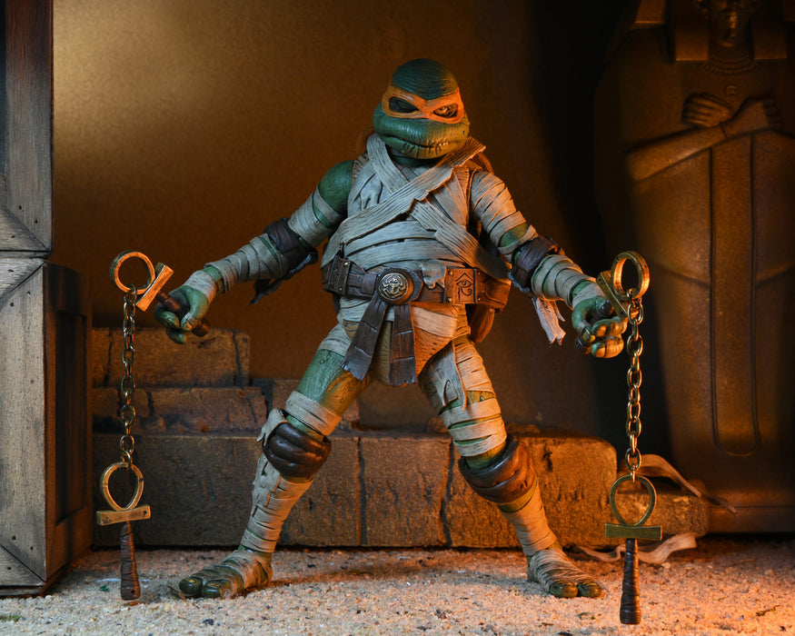 Universal Monsters/Teenage Mutant Ninja Turtles Michelangelo as The Mummy 7-Inch Scale Action Figure