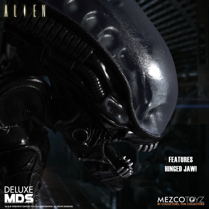 Alien Deluxe 7-Inch Action Figure