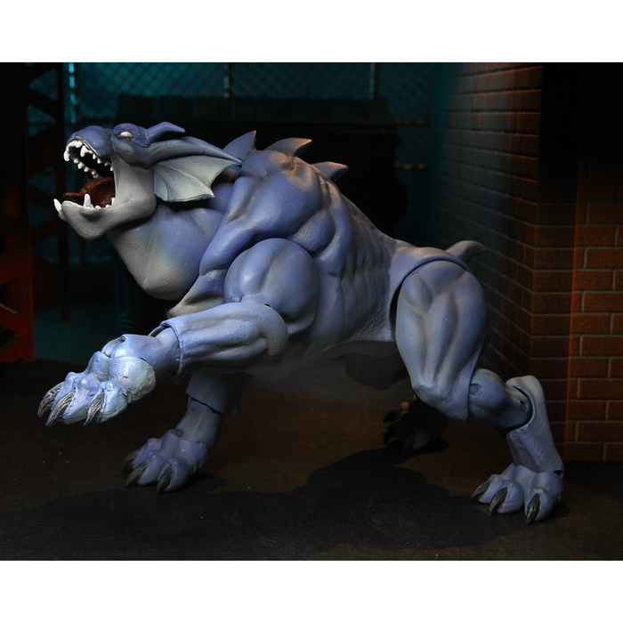 Gargoyles 7-Inch Scale Ultimate Bronx (with Goliath Closed Wings) Action Figure